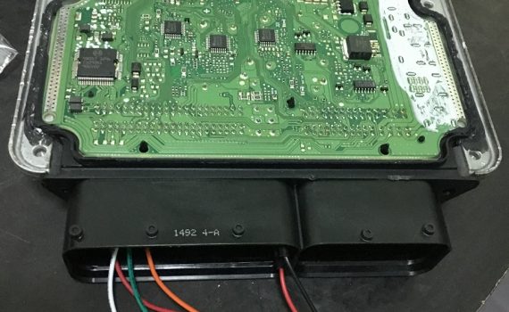 Вычитываем прошивку с Med17.5