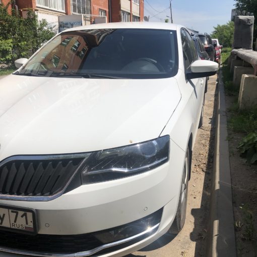 Шкода Рапид 1.6 90 сил